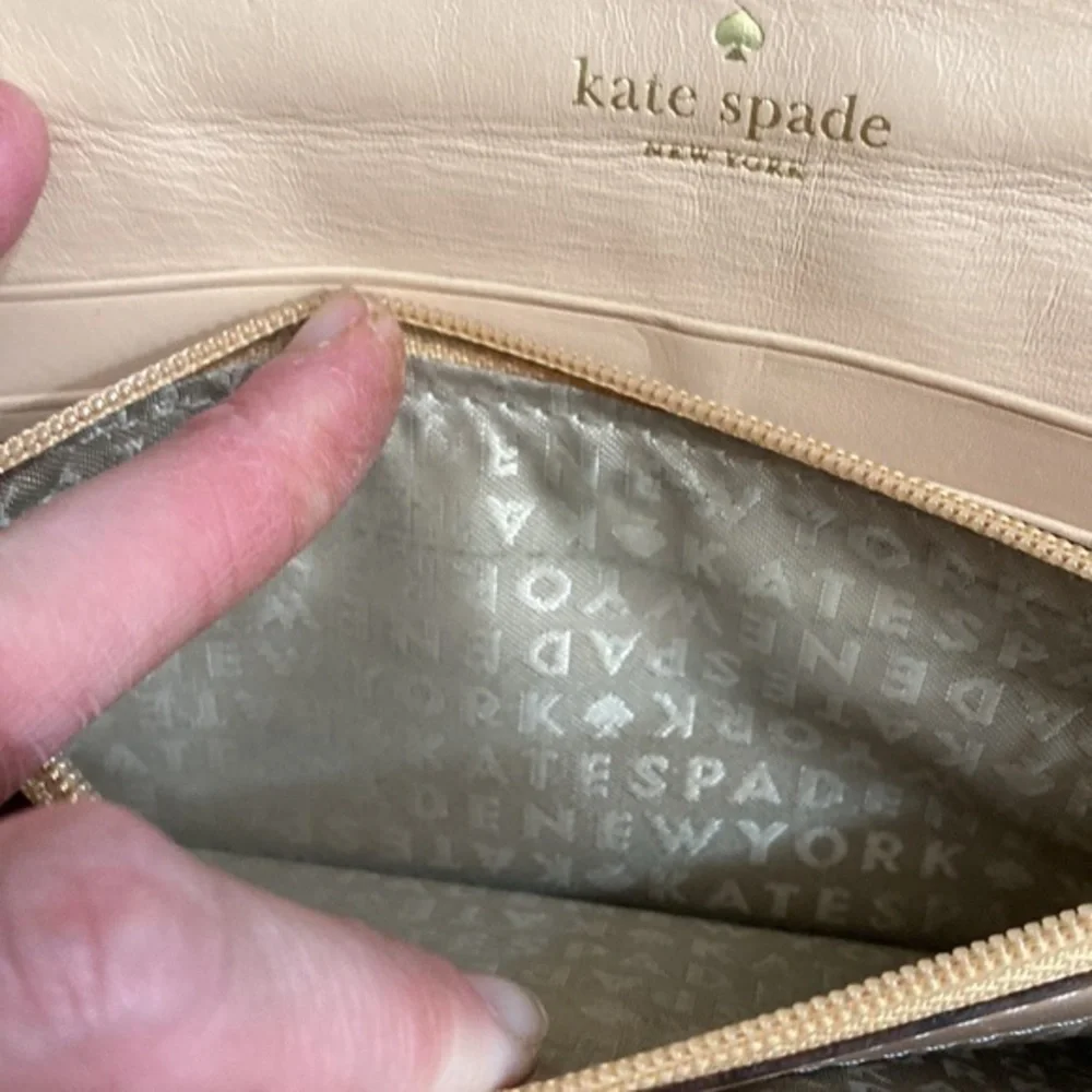 Kate spade black perforated leather wallet wristlet